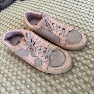 Vintage Havana Pink Star Lace-Up Sneakers
